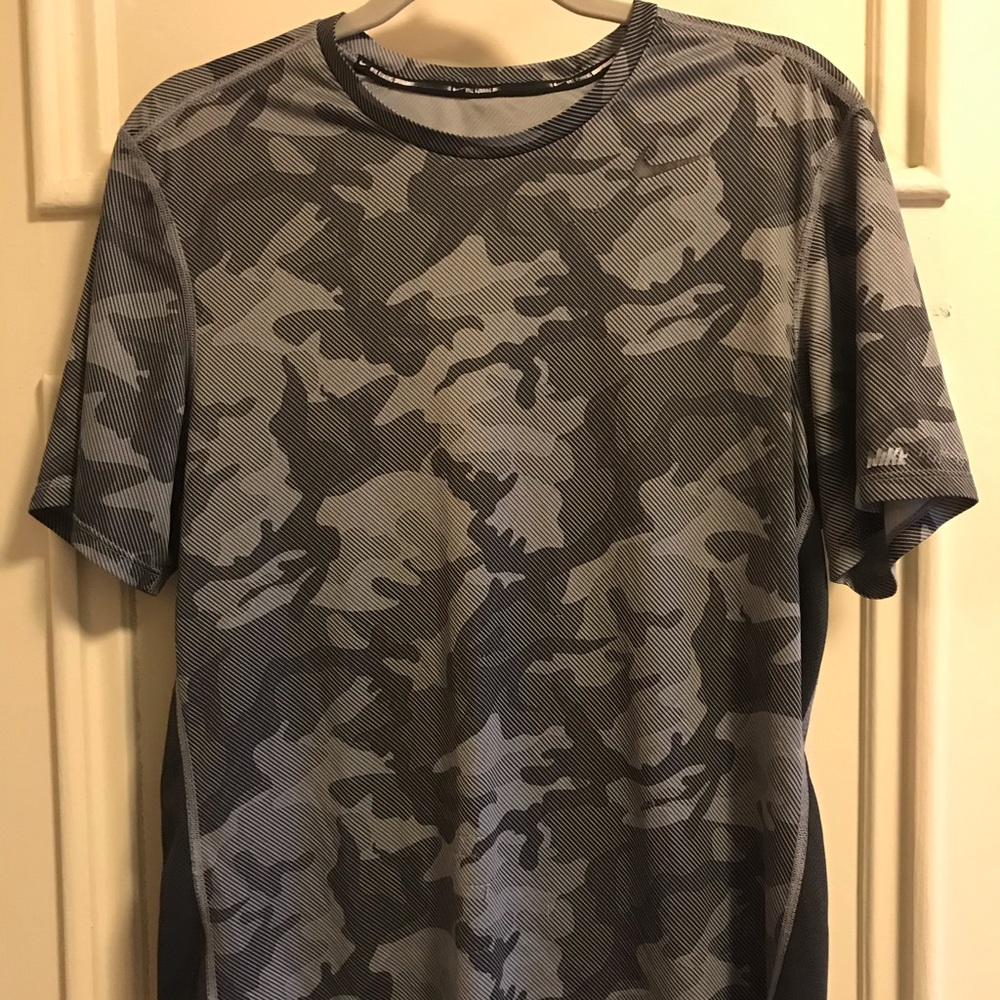 Nike drifit camo running shirt